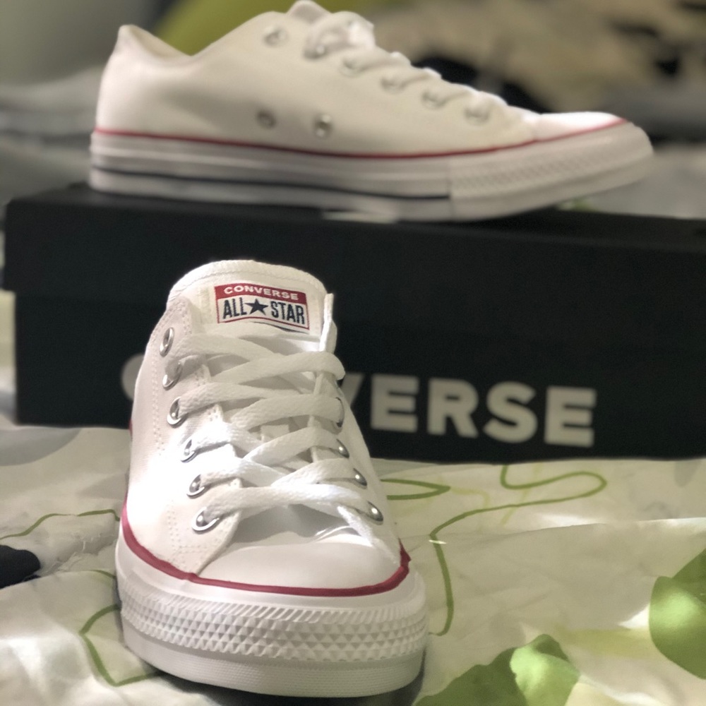 Brand NEW white converse
